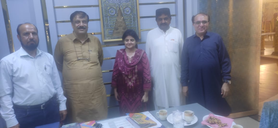 SeconfmeetingatSchoolHead